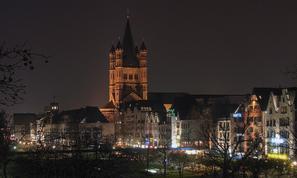 Köln: Altstadt mit Groß St. Martin