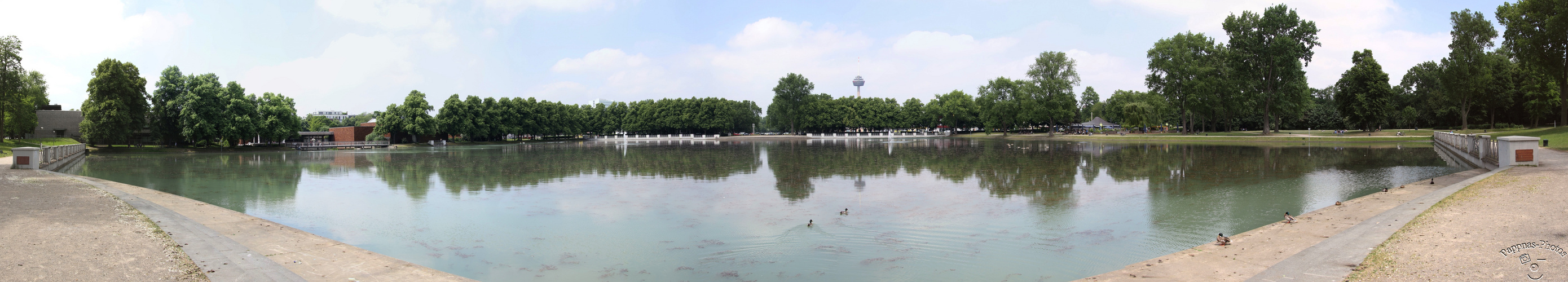 Köln, am Aachener Weiher /01