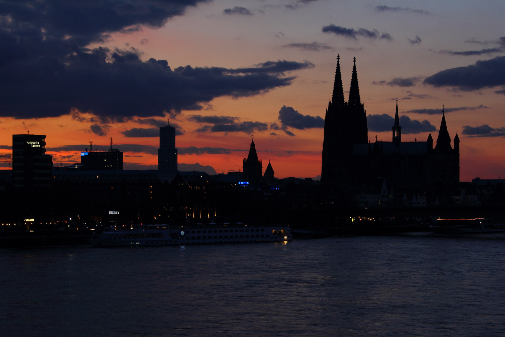 Köln am Abend