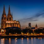 Köln am Rhein bei Nacht