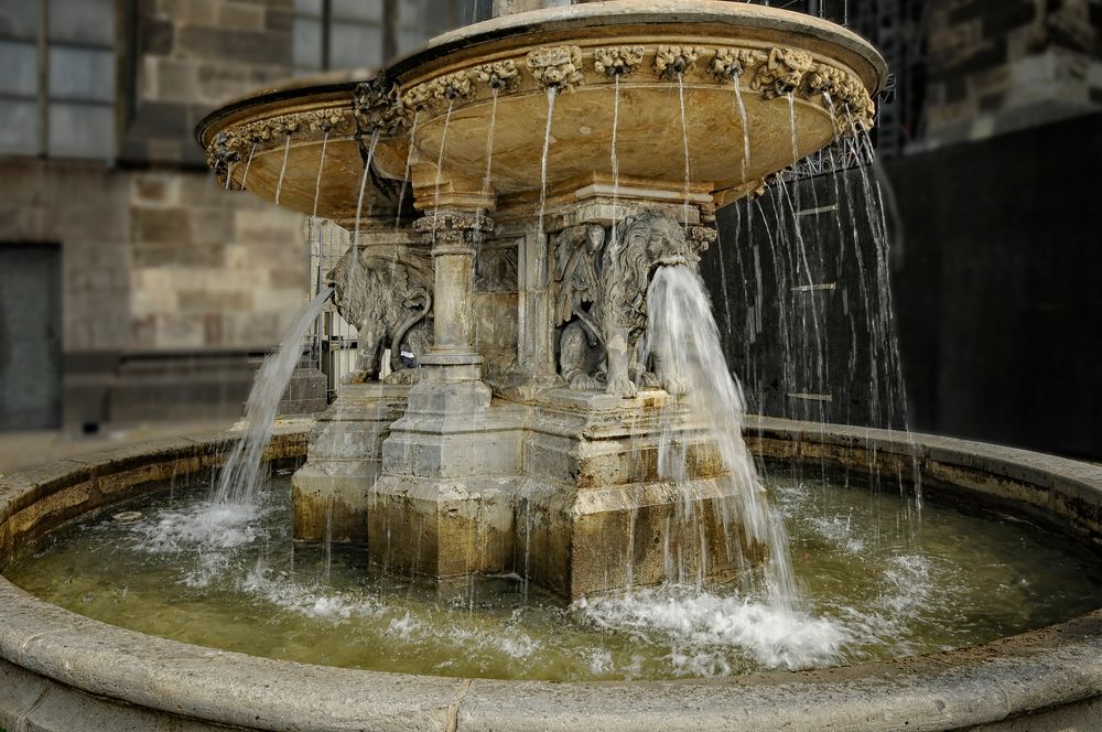   Köln - Barocker Brunnen 