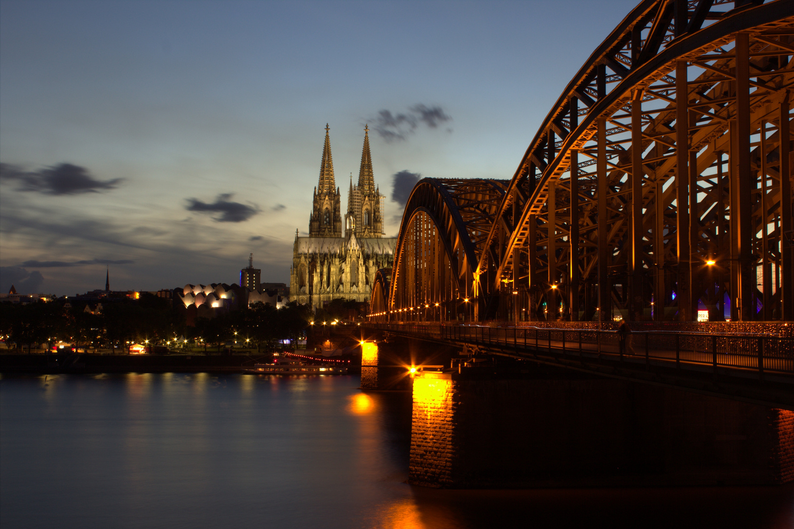 Köln bei Nacht