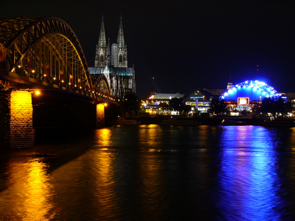 Köln bei Nacht