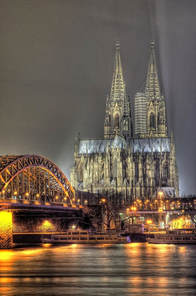 Köln bei Nacht