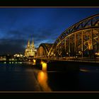 KÖLN bei Nacht