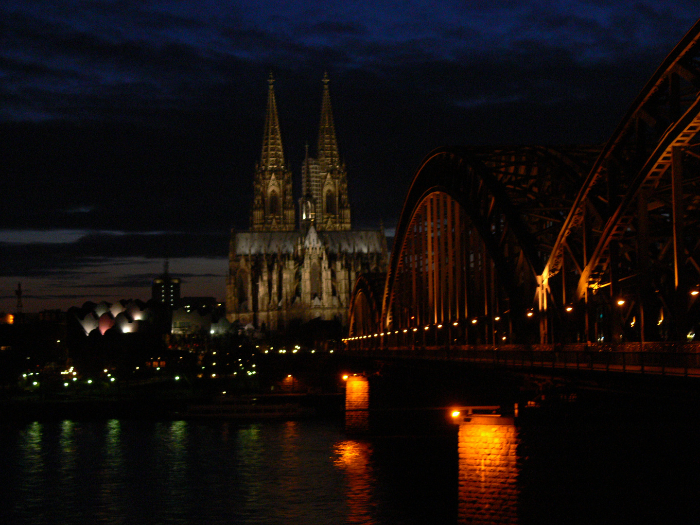 Köln bei Nacht