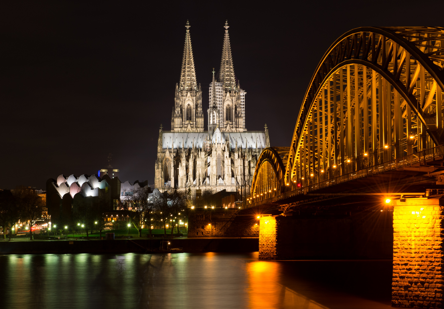 Köln bei Nacht