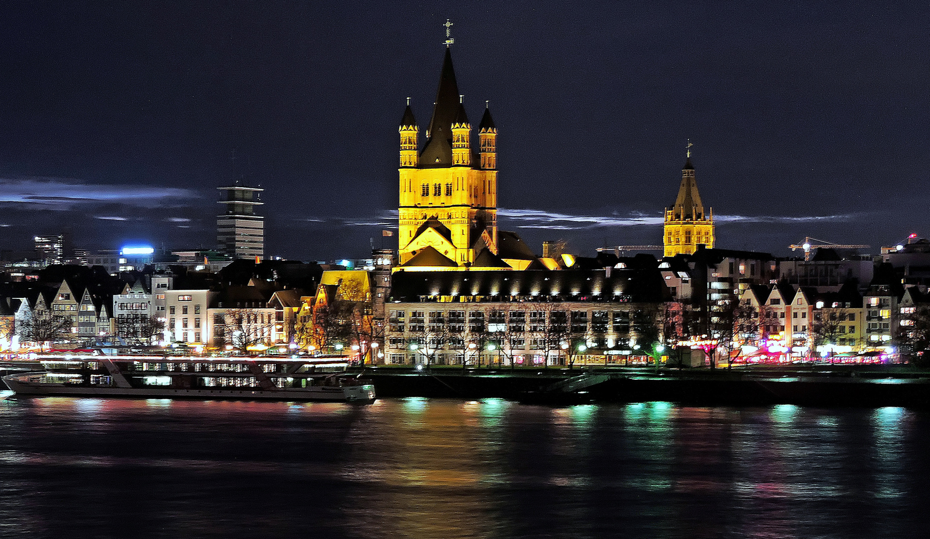 Köln bei Nacht