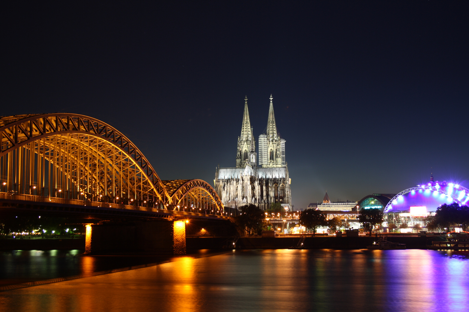 Köln bei Nacht