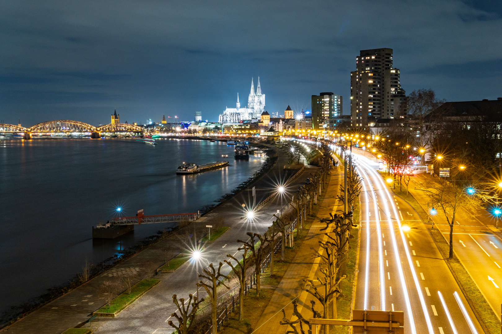 Köln bei Nacht