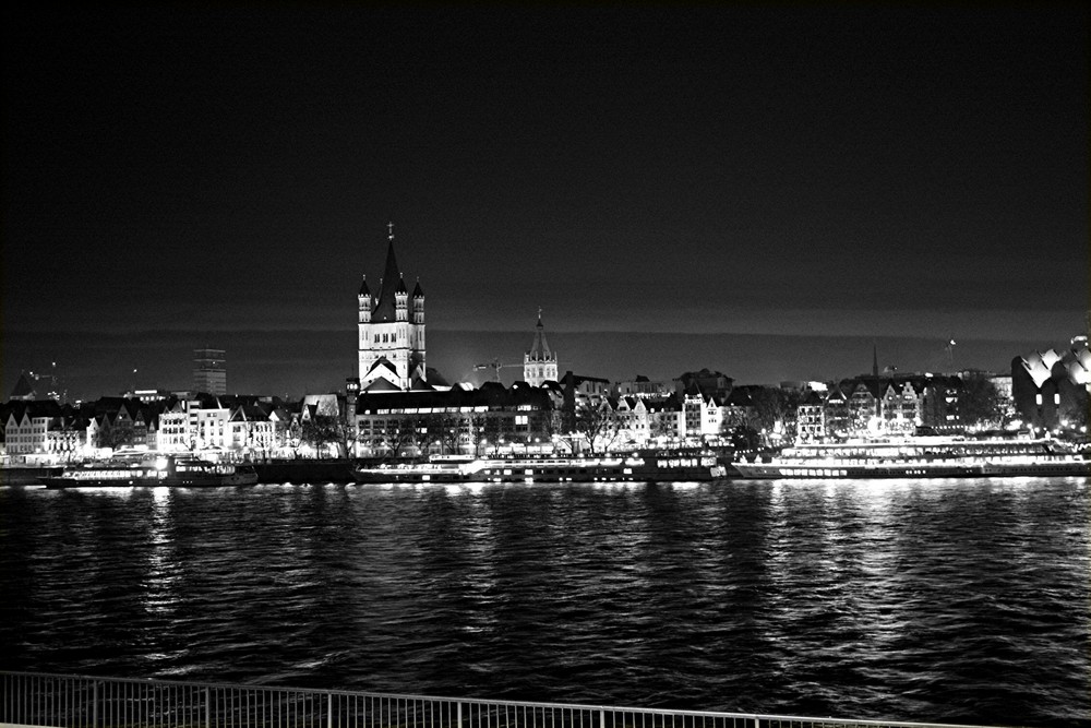 Köln bei Nacht