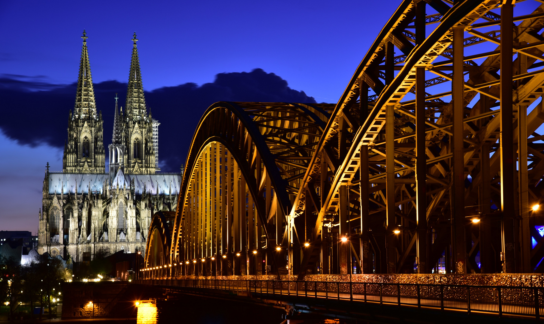 Köln bei Nacht