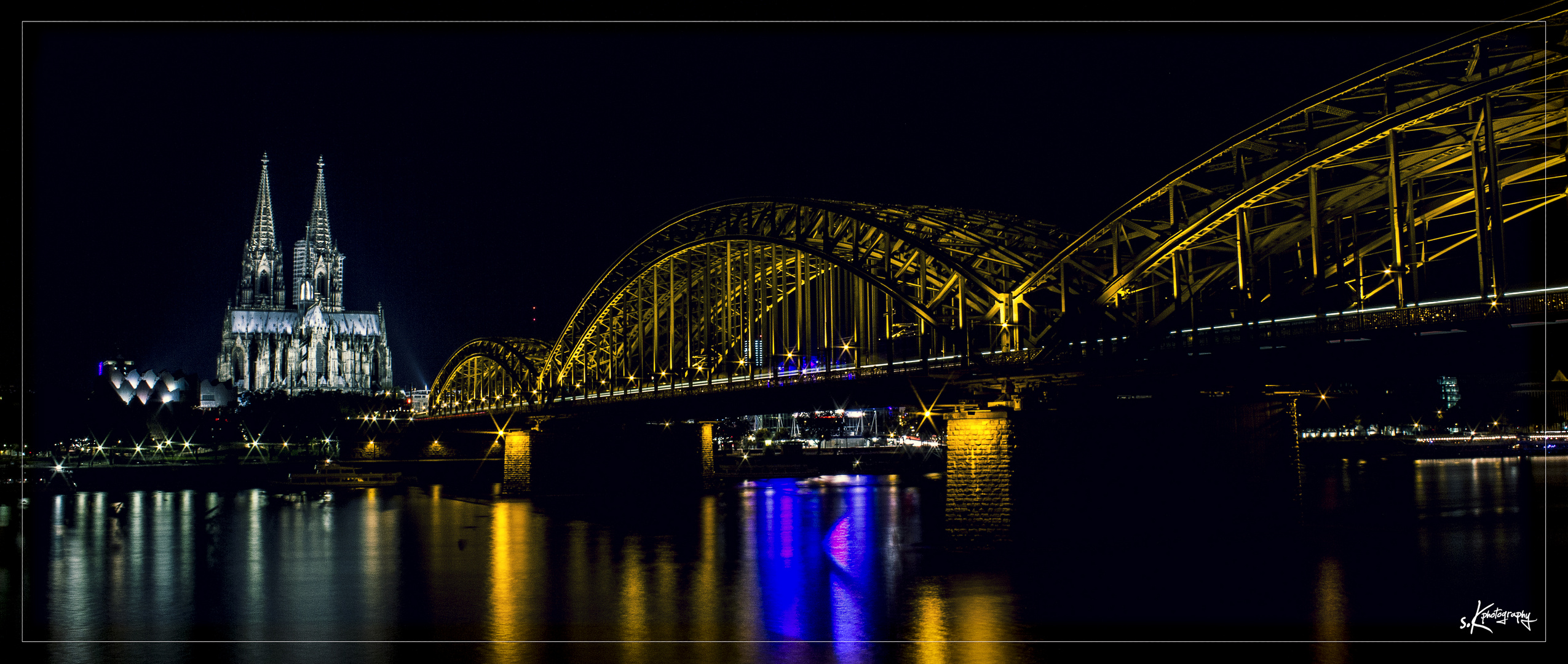 ..Köln bei Nacht....