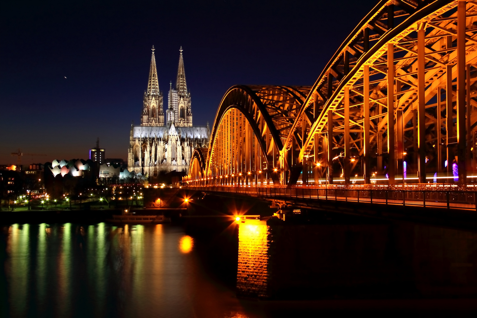 Köln bei Nacht