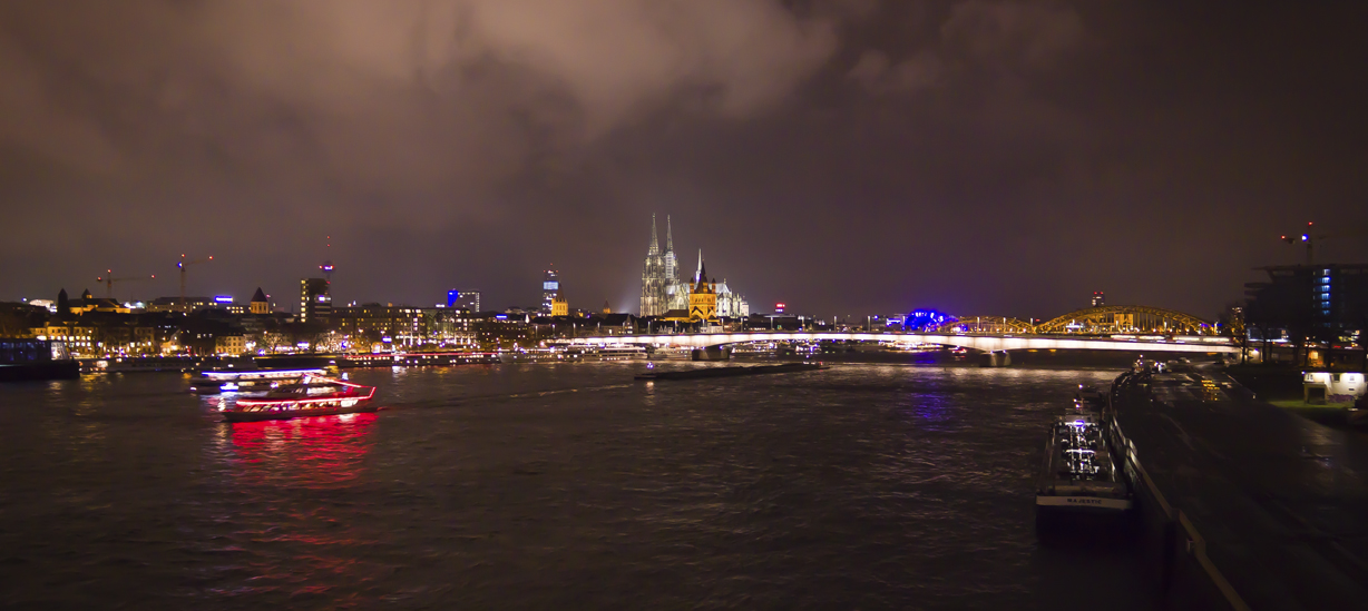 Köln bei Nacht