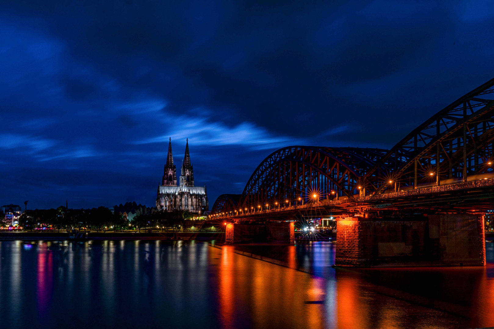 Köln bei Nacht