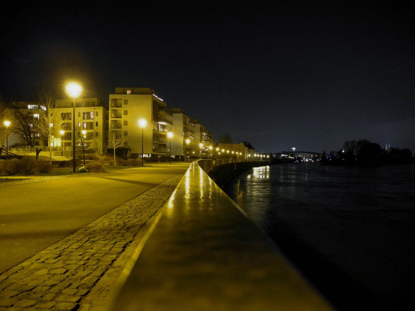 Köln bei Nacht