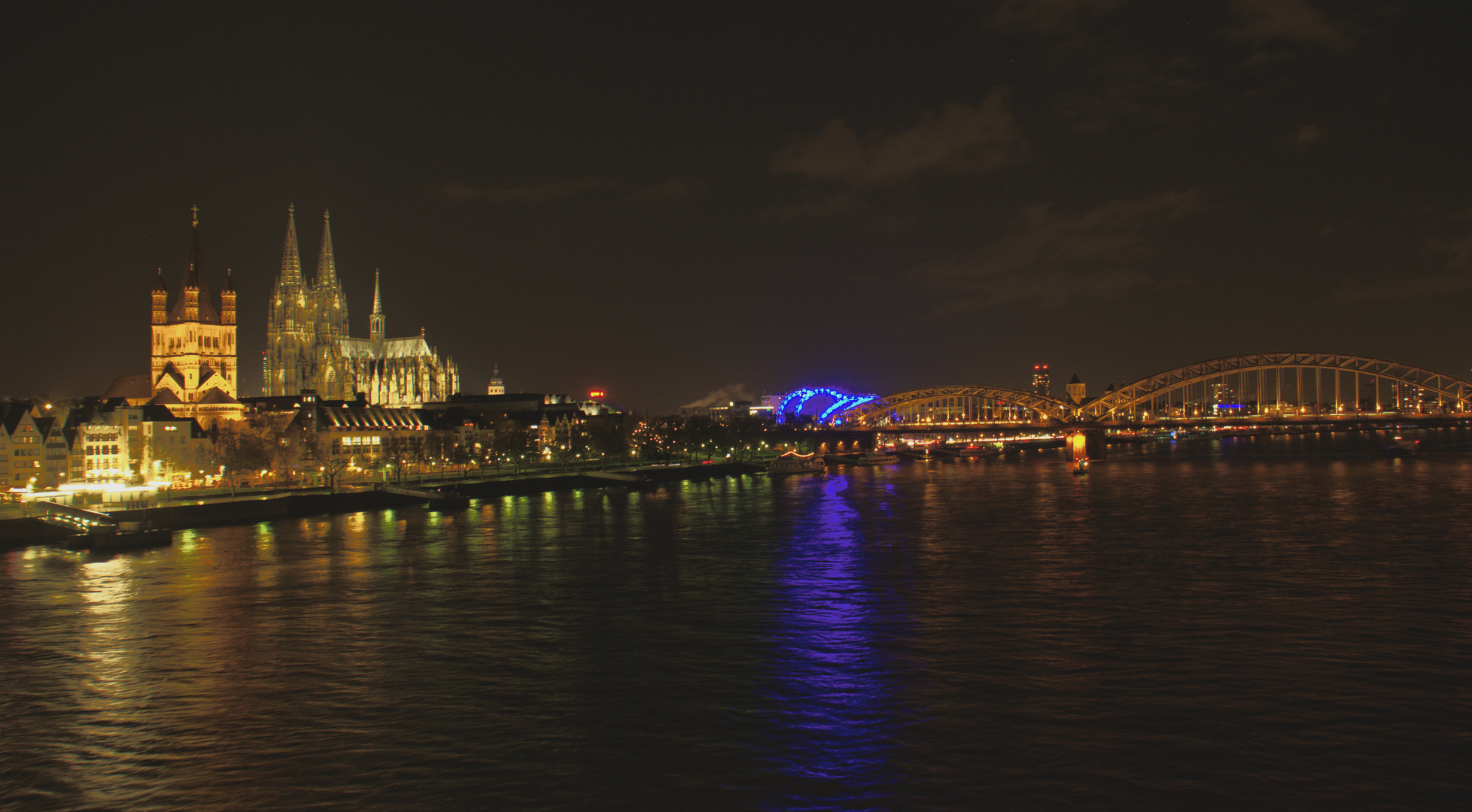 Köln bei Nacht