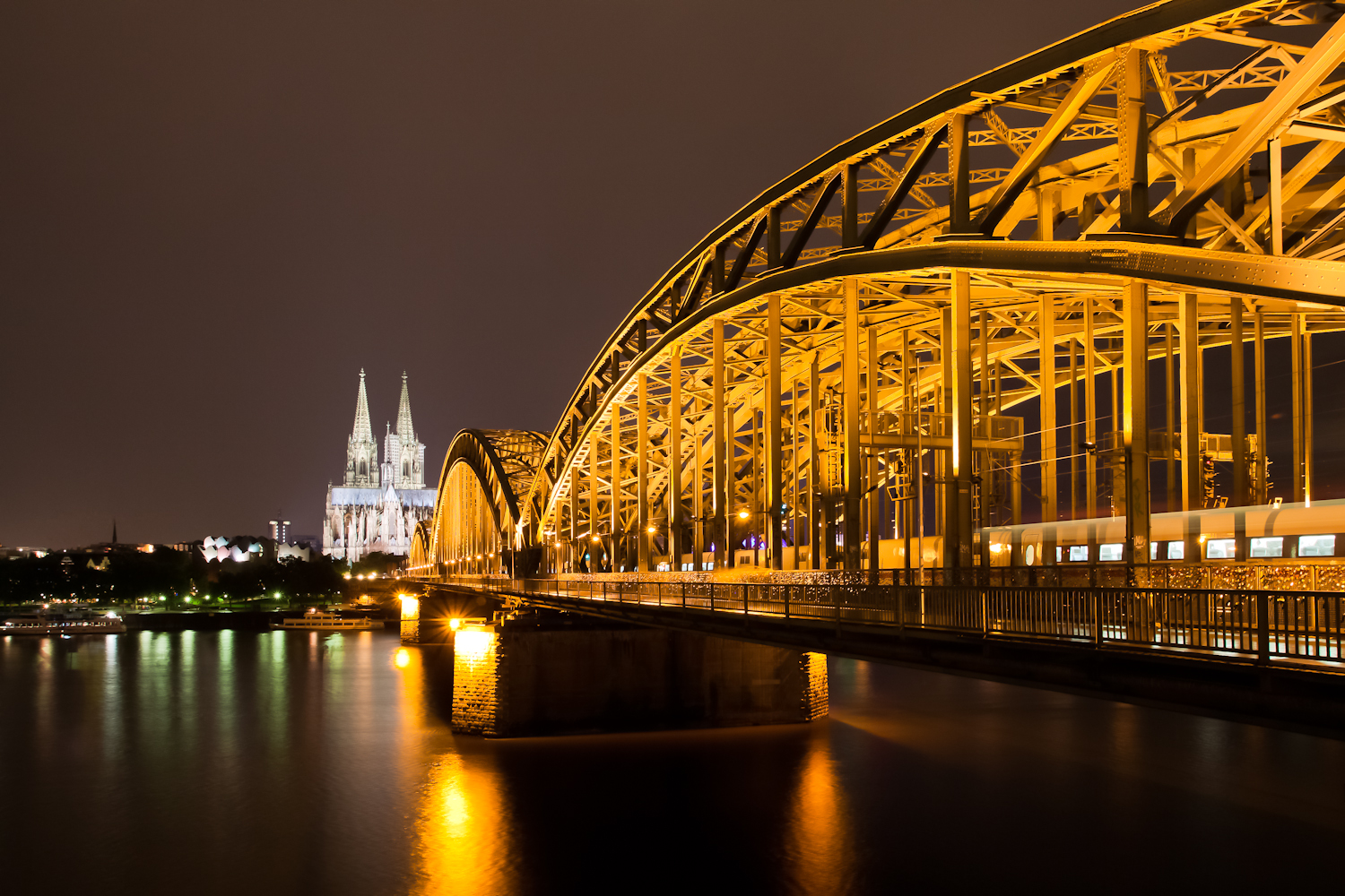 Köln bei Nacht