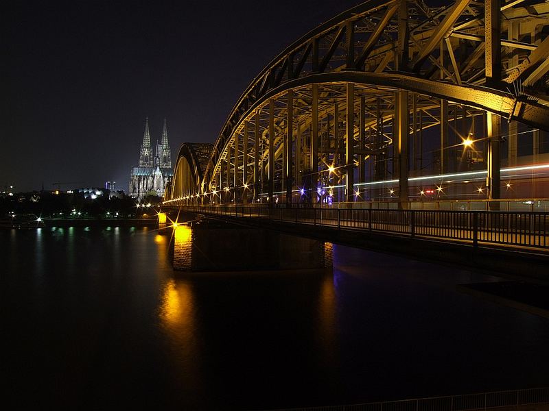 Köln bei Nacht