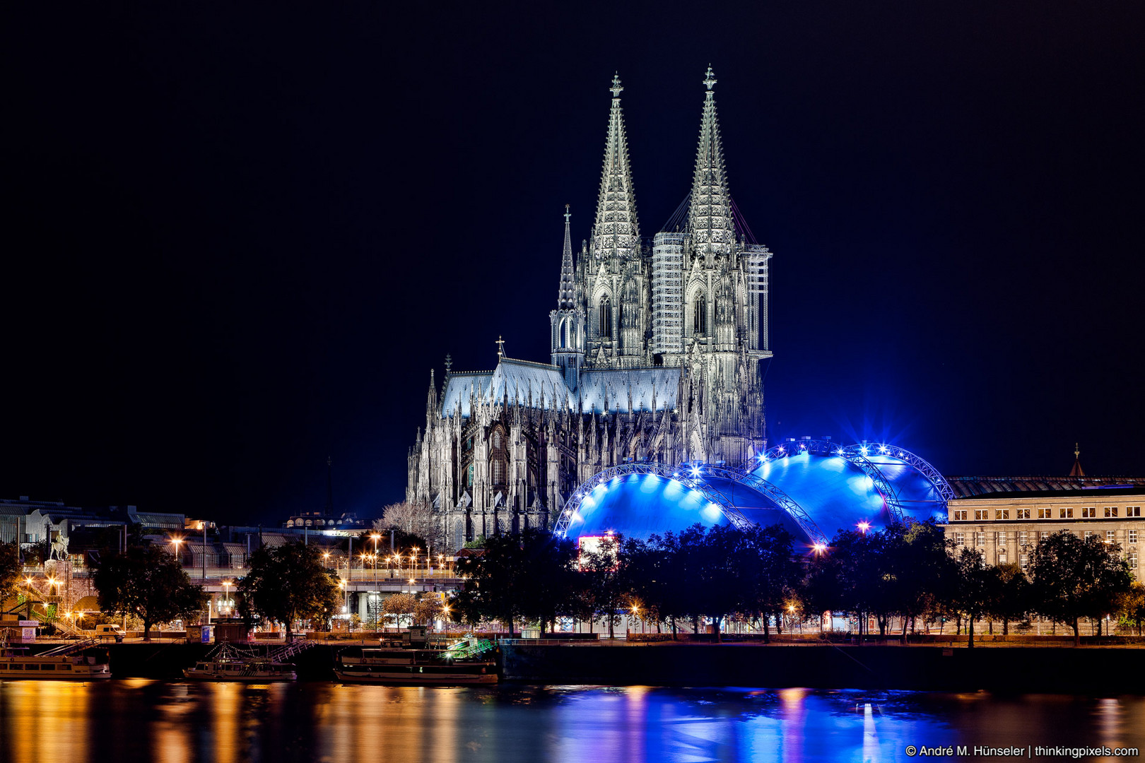 Köln bei Nacht - Kölner Dom & Musical Dom