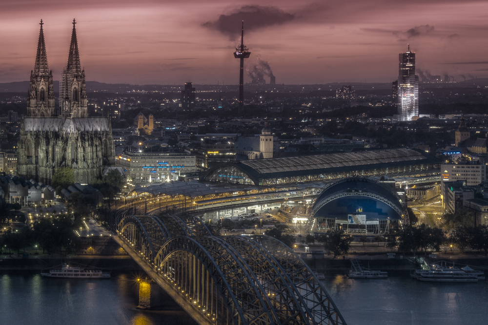 Köln bei Nacht (überarbeitet)