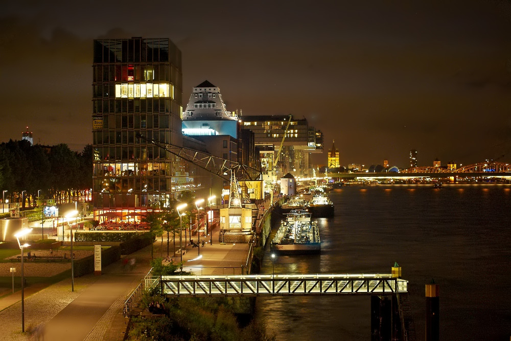 Köln bei Nacht. Von Joachim