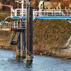 Köln bewachte Tankanlage im Hafen