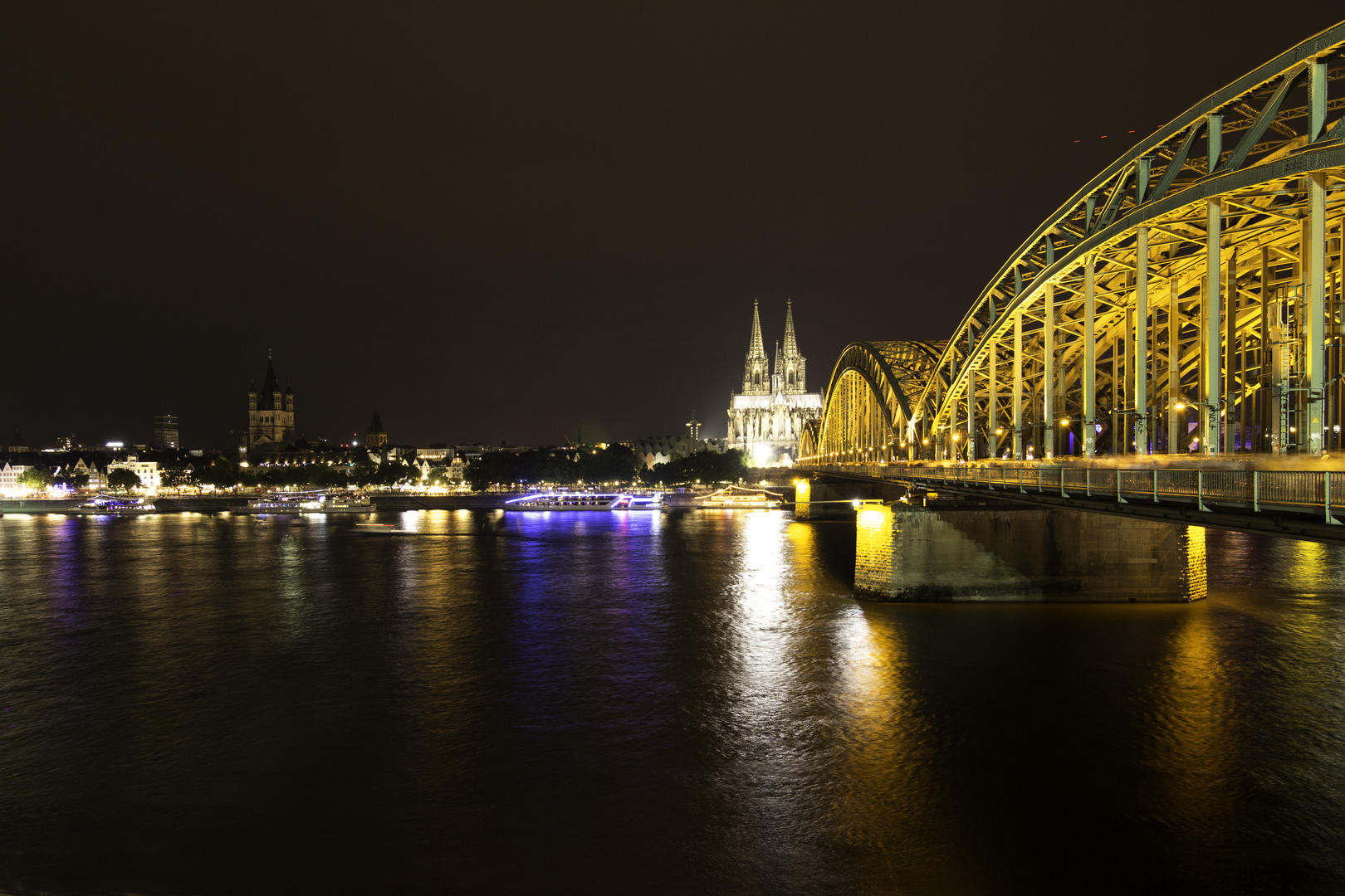 Köln by Nacht