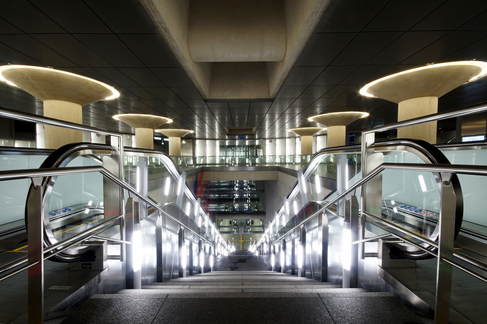 Köln Clodwigplatz Abgang zum Bahnsteig