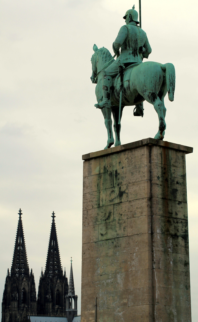 Köln -Denkmal des 8.Preussischen Kürassier-Regiments-
