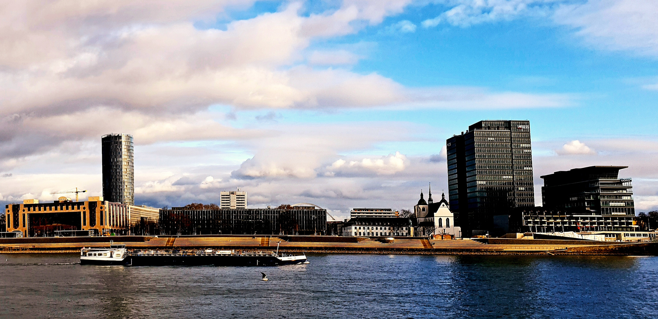 Köln Deutz/ Rhein/ von der Altstadt aus