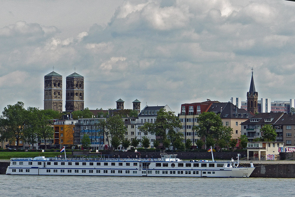 Köln-Deutz - von den Kranhäusern aus gesehen