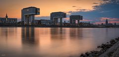 Köln - Die Kranhäuser im Rheinauhafen