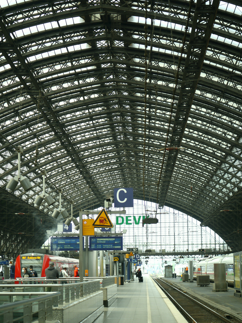 Köln Hauptbahnhof - Blicke 2