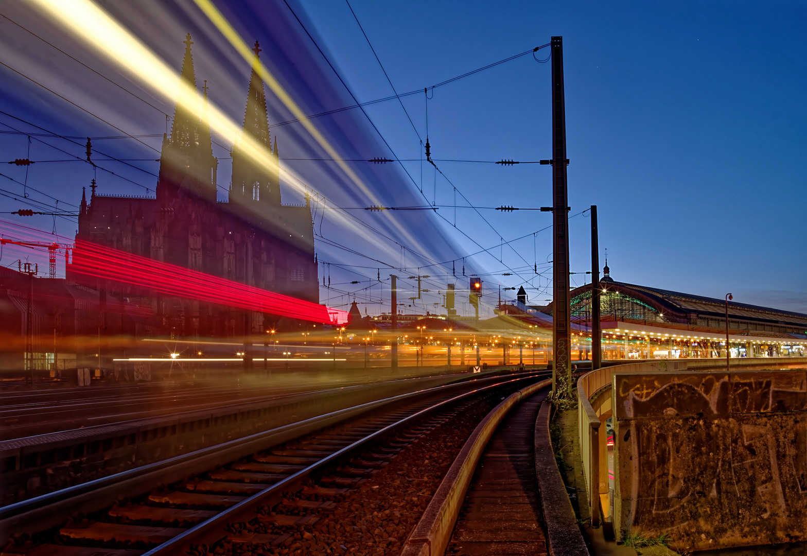 Köln Hbf mit Dom Foto & Bild architektur, bahnhöfe & gleise, profanbauten Bilder auf