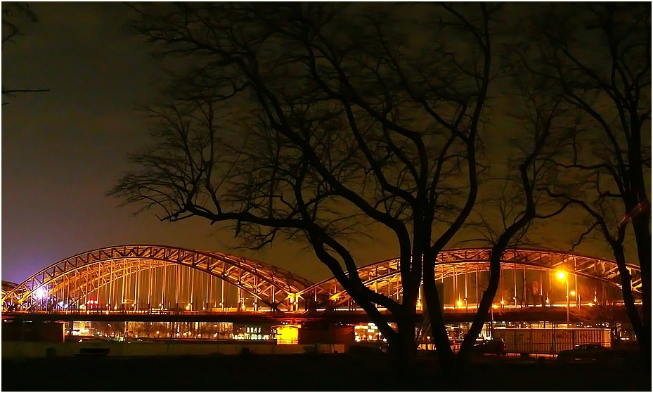 Köln - Hohenzollernbrücke mal ohne Dom