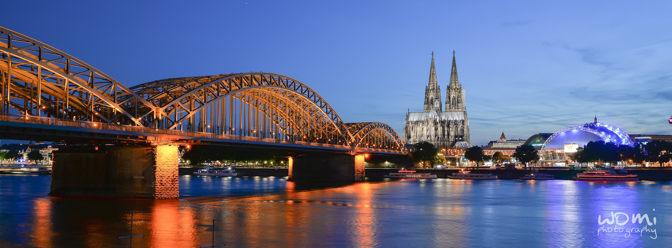 Köln -Hohenzollernbrücke mit Dom-  July 2017