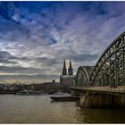 Köln, Hohenzollernbrücke, spät Nachmittags