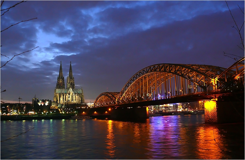 Köln - Hohenzollernbrücke und Dom
