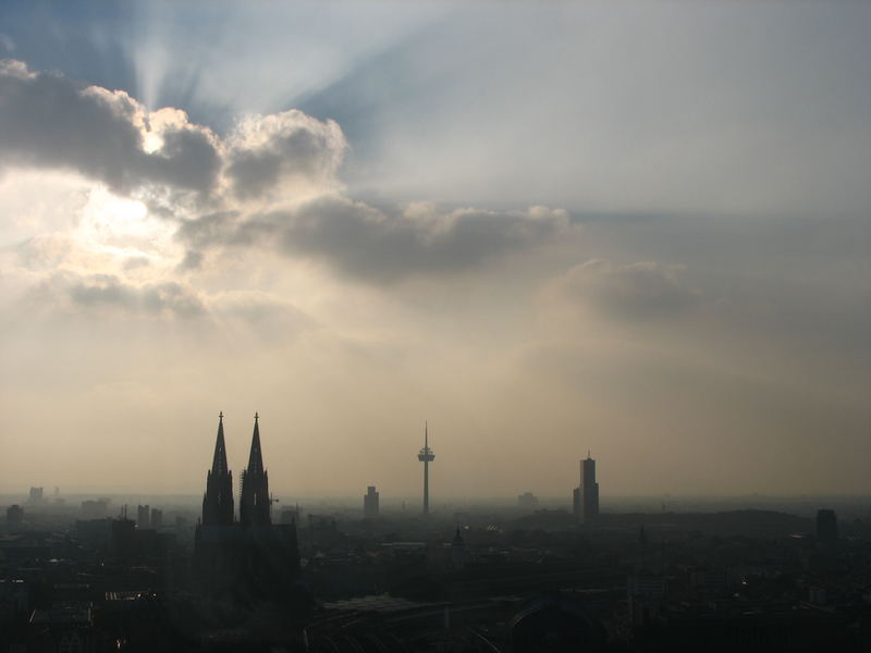 Köln im Dunst