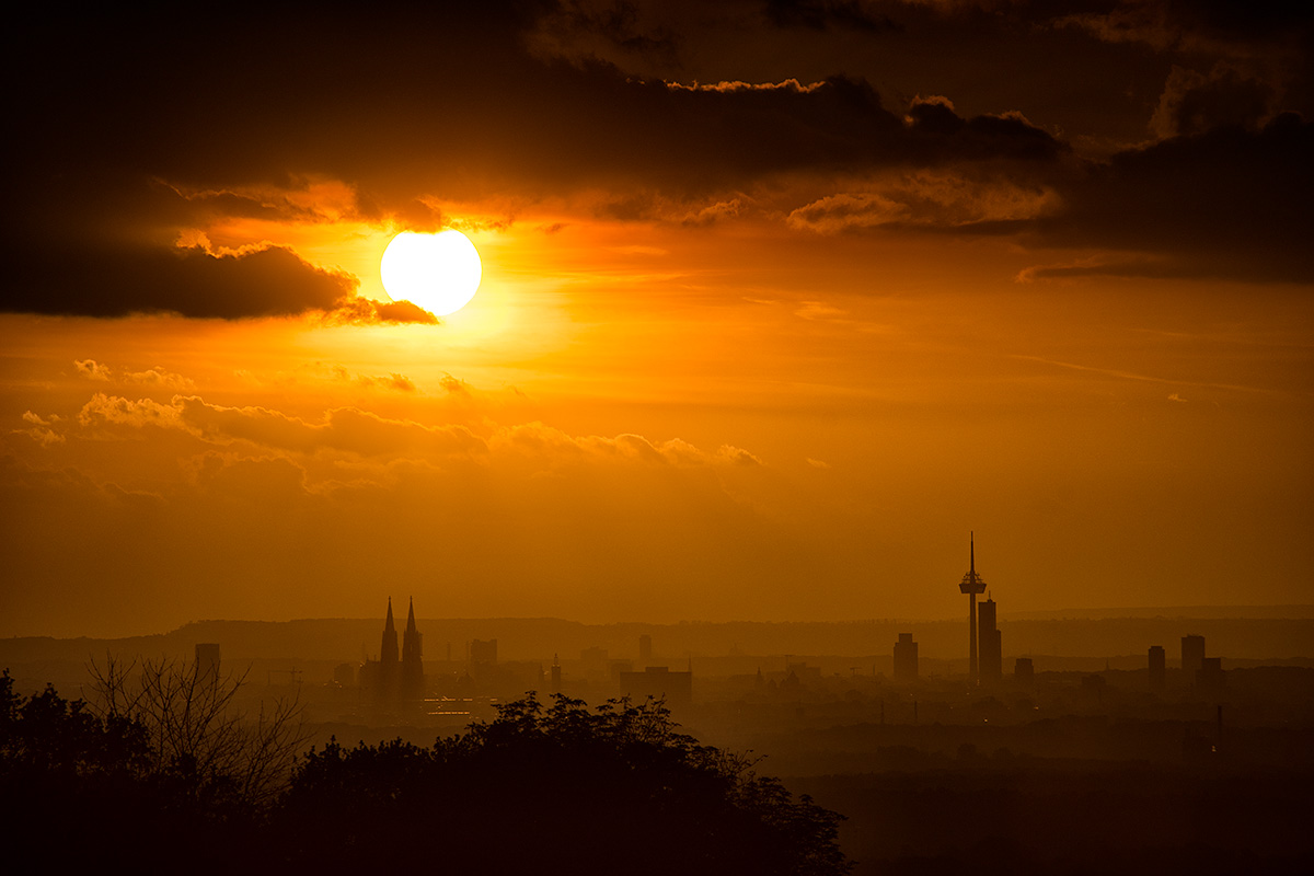 Köln im Sonnenuntergang