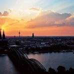 [Köln im Sonnenuntergang]