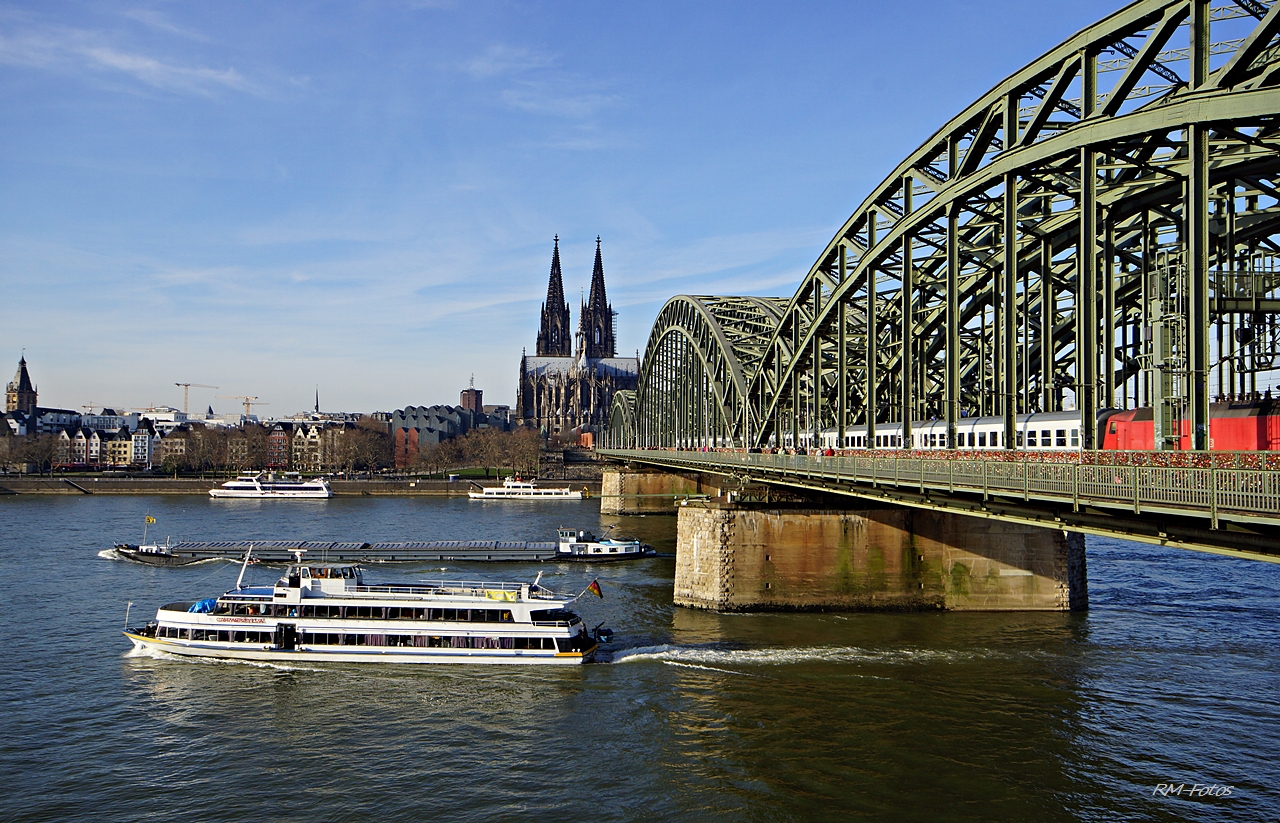 Köln mit...