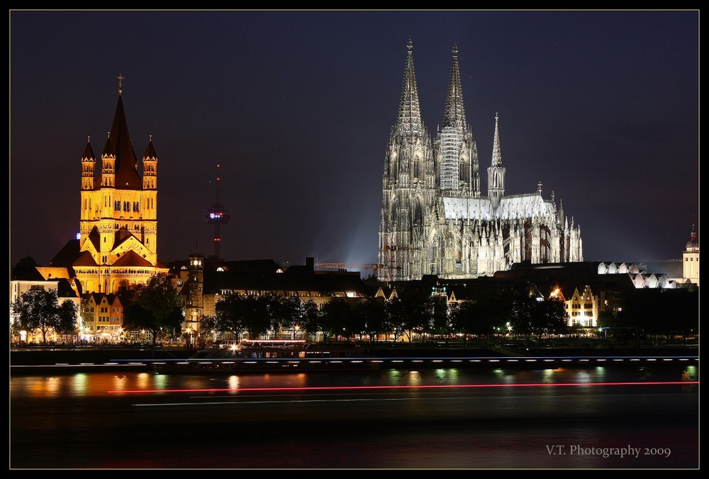 Köln @ Night