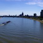 Köln Panorama von Zoobrücke aus