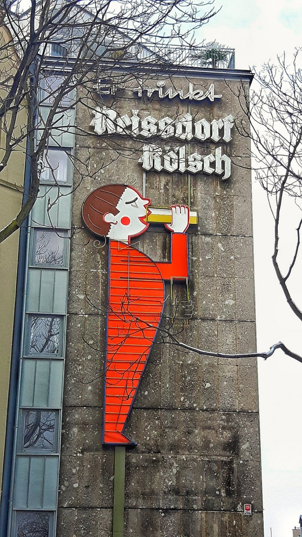 Köln, Reissdorf-Reklame am Rudolfplatz