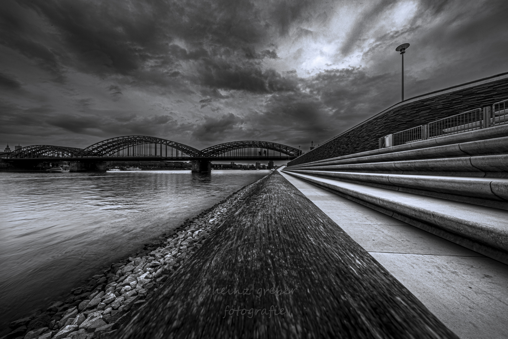 Köln. Rhein Promenade