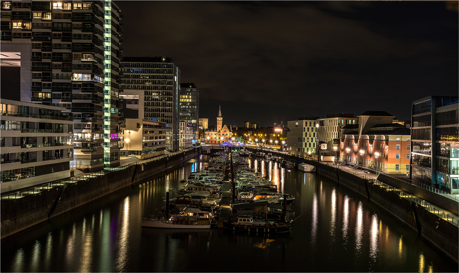 Köln, Rheinauhafen