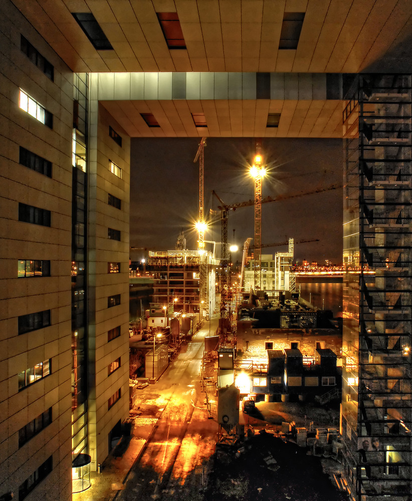 Köln - Rheinauhafen Kranhaus Nord im Bau